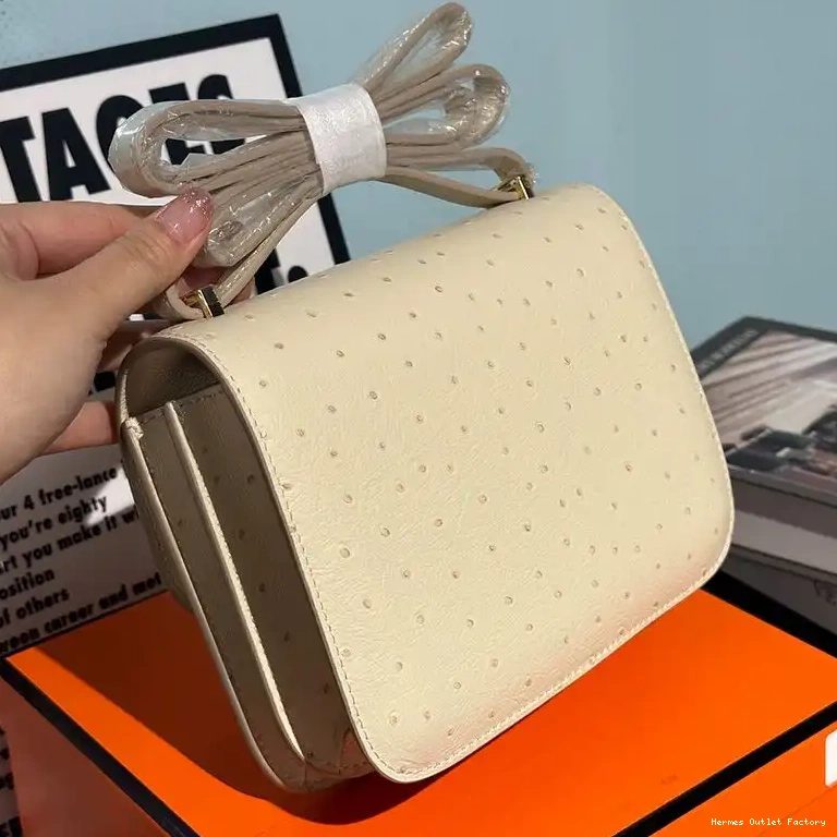 Cheap Hardware Hermes White Constance In Gold Bag Leather Ostrich 0501